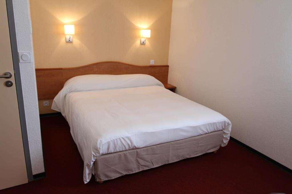 Brit Hotel Confort Villeneuve Sur Lot Bias  객실 사진