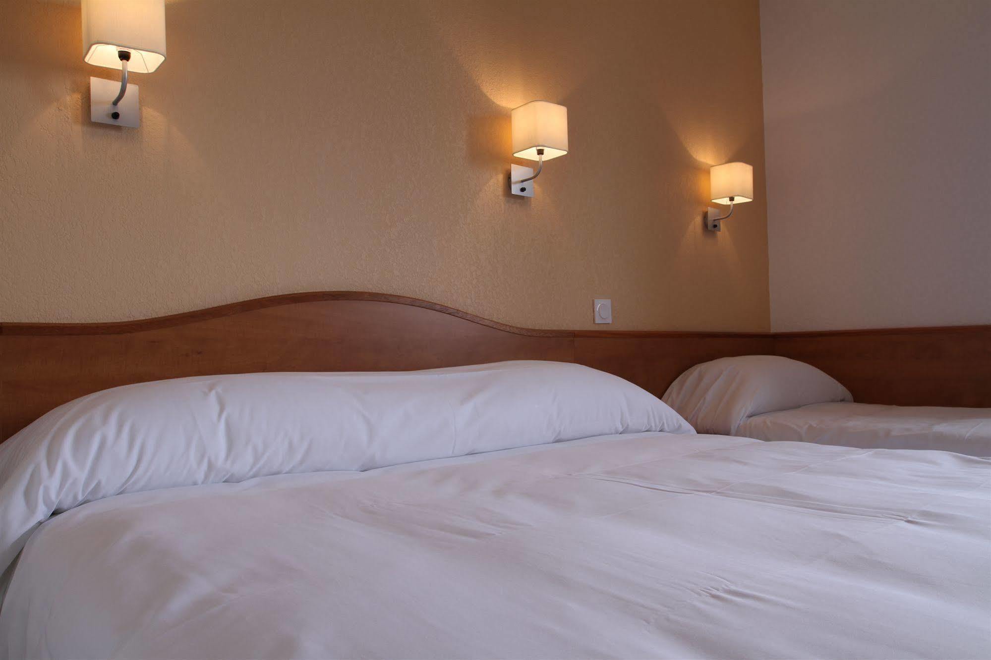Brit Hotel Confort Villeneuve Sur Lot Bias  외부 사진